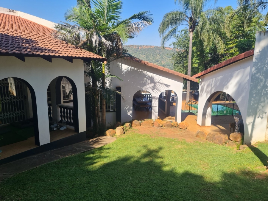 4 Bedroom Property for Sale in Safari Gardens North West